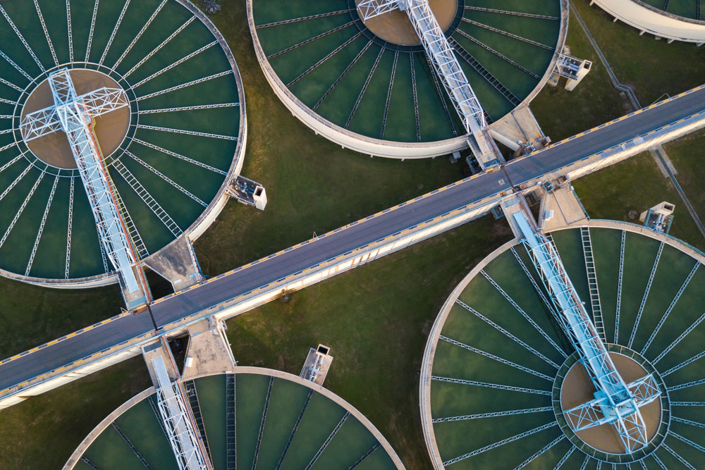 sludge dewatering at wastewater treatment plant